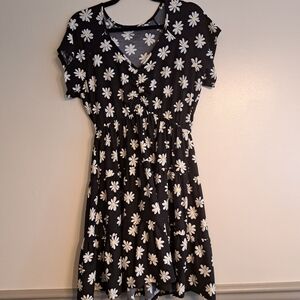 No Boundaries Size XL Floral Black and White Dress
